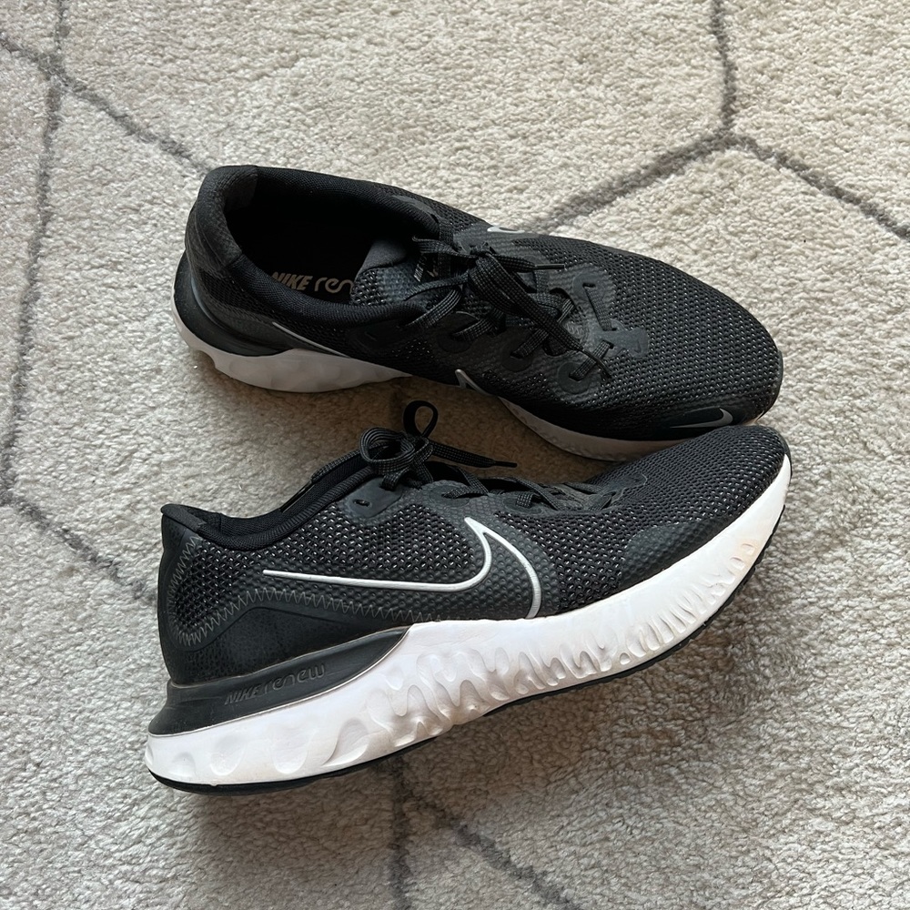Nike Renew Sneakers